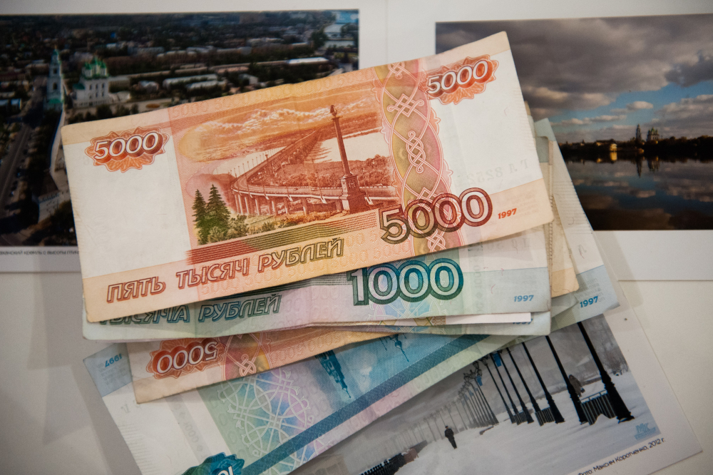 Дружеский жест одного коллеги к другому стал роковым Дружеский жест одного коллеги к другому стал роковым