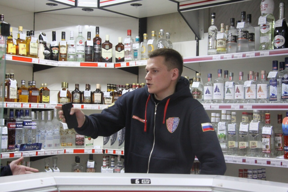 Активисты «Трезвой России» «накрыли» очередной магазин Активисты «Трезвой России» «накрыли» очередной магазин