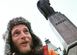 Вдоль Волги за 80 дней или невероятные приключения француза в России Вдоль Волги за 80 дней или невероятные приключения француза в России