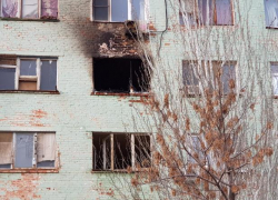 Жители общежития, горевшего в новогоднюю ночь, продолжают сидеть без света Жители общежития, горевшего в новогоднюю ночь, продолжают сидеть без света