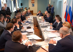 Встречи Путина и Морозова в формате тет-а-тет не состоялось Встречи Путина и Морозова в формате тет-а-тет не состоялось