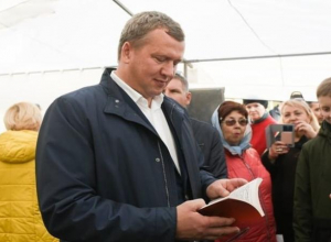 К акции «Задай вопрос Сергею Морозову» присоединились еще два СМИ К акции «Задай вопрос Сергею Морозову» присоединились еще два СМИ