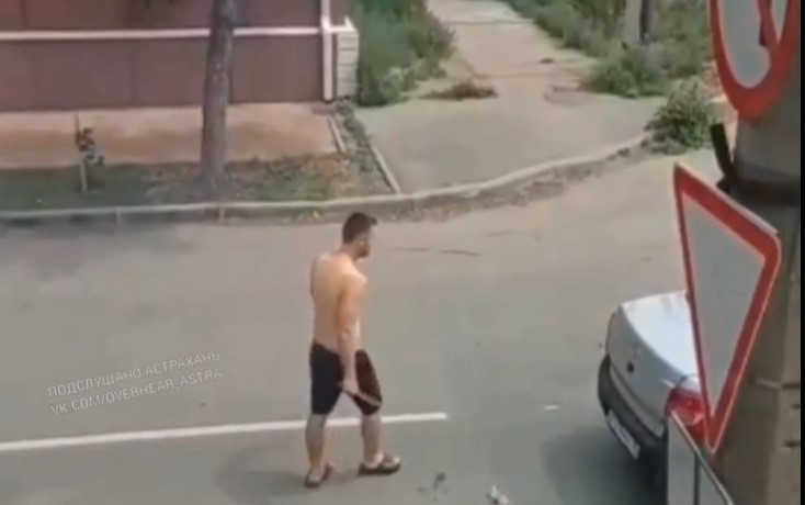 36-летнему астраханцу, угрожавшему ножом другим водителям, может грозить уголовка 36-летнему астраханцу, угрожавшему ножом другим водителям, может грозить уголовка