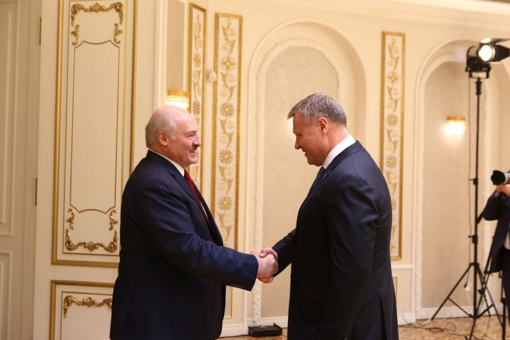 Александр Лукашенко пообещал, что не останется в долгу перед Астраханской областью