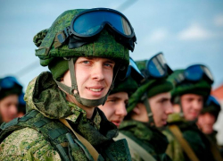 Астраханцы старше 40 лет отныне могут служить в армии по контракту 